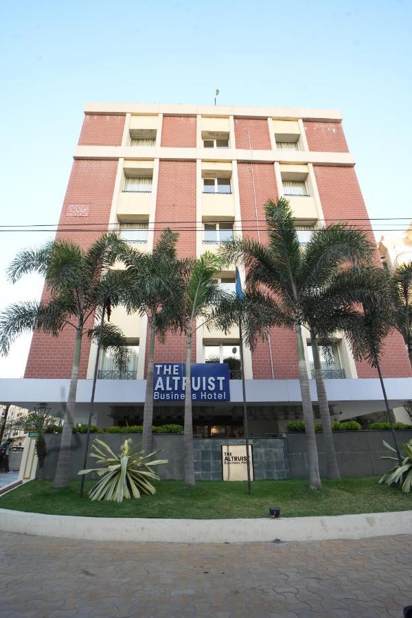 Siesta Hitech Hotel Hyderabad Eksteriør billede